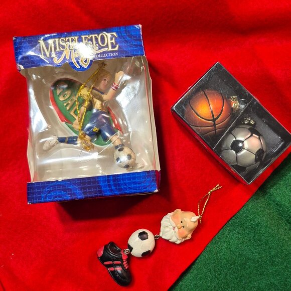 3 pieces. soccer/basketball.Ornaments. - Picture 1 of 1